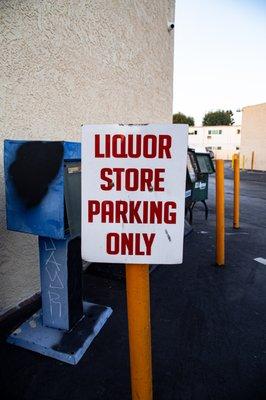 Private parking for Hanshaw Liquors customers.