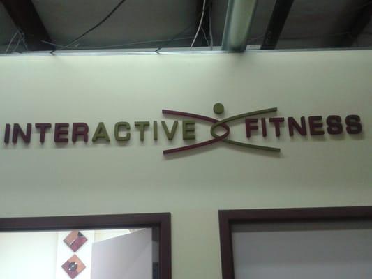 interactive fitness gym 29 green meadow dr Timonium Md 21093  410 627 69 34