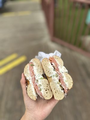 Smoked salmon bagel