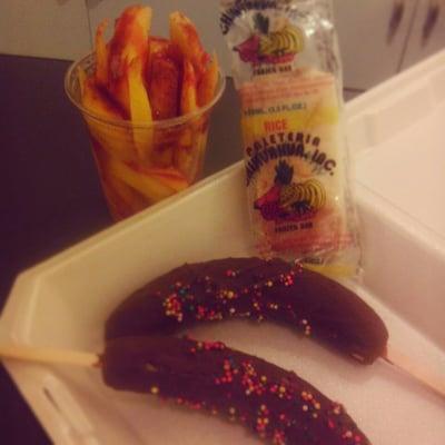 Mango with chili and lime, rice popsicle, chocolate dipped bananas... Yuh.