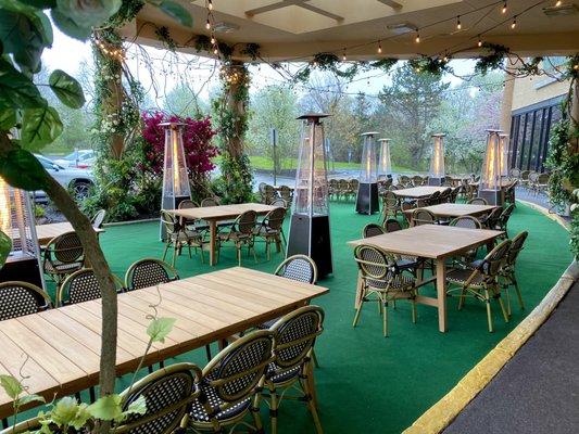 Outdoor Dining Garden