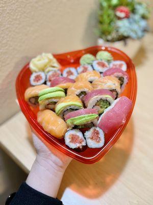 Heart sushi platter