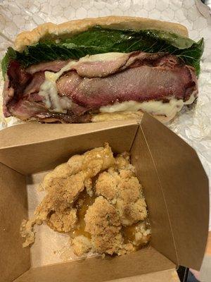 Smoked brisket sandwich & peach pie