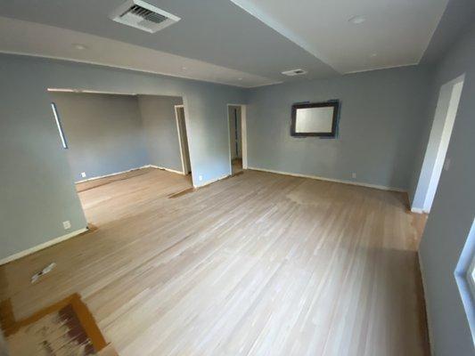 hardwood flooring refinishjng