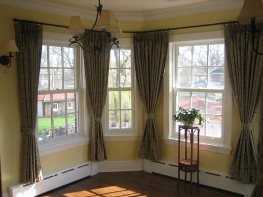 bay window drapery