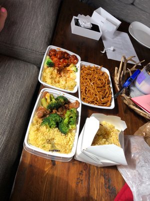 Beef and broccoli, general tso chicken, pork fried rice, and plain lo mein