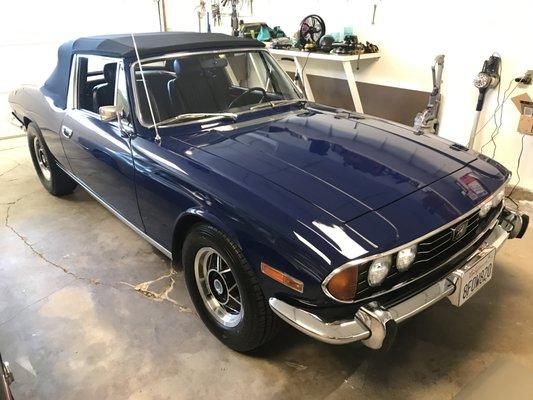 1973 Triumph Stag.  Very nice detail job.  Haraj took all the small scratches out, and brought out the shine.