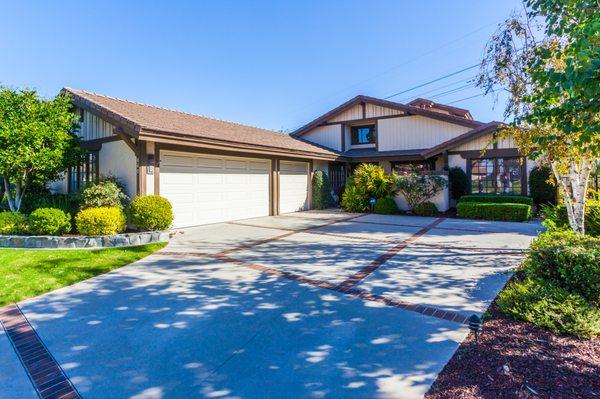 660 Pathfinder Tr, Anaheim Hills Listed by Tina & Randy 12/5/16 $835,000