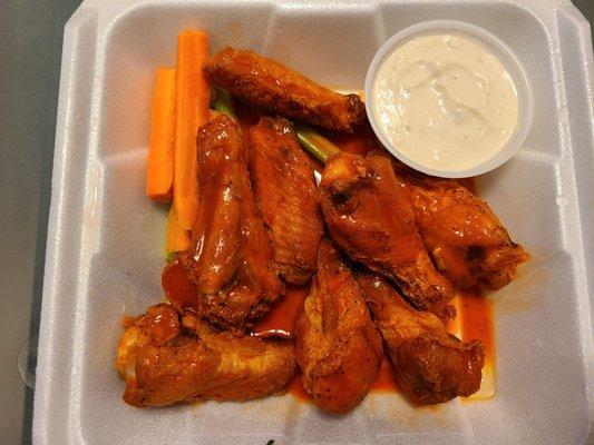 Buffalo chicken wings