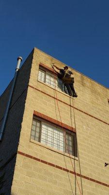 sealcoating / waterproofing   cinder block wall