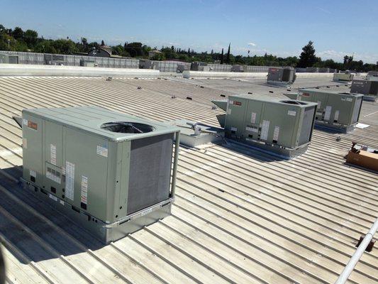 Commercial Roof Equipment Installation