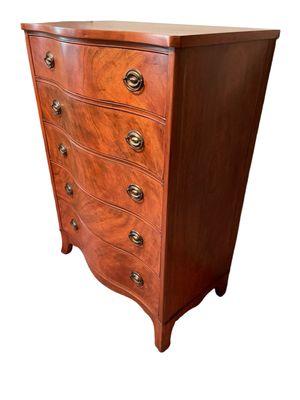 Drexel Heritage 5 drawer dresser.