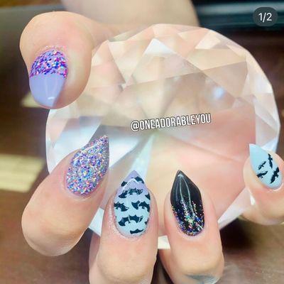 It's Frickin Bats #gelnails #glitternails #ombrenails #stampart #nailart #stilettonails #renonails #sparksnails #775nails