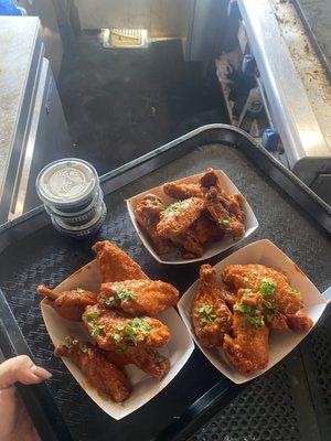 BUFFALO WINGS