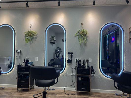 Welcome to Moon Salon,   Booking Hotlines: Hair Services: 480.796.0590 Beauty Services: 602.877.1388