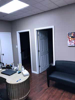 Our comfortable, inviting office at Natural Pain Solutions.