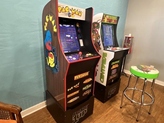 Free arcade.