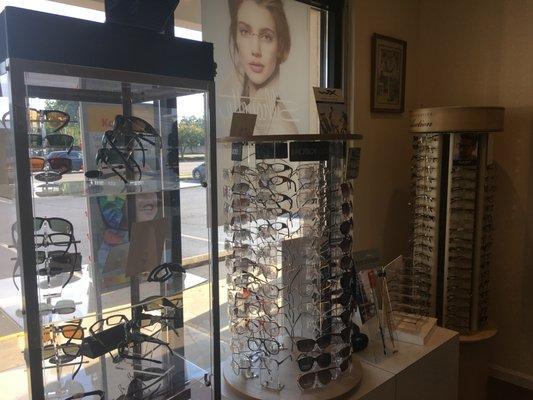 Huge selection of frames