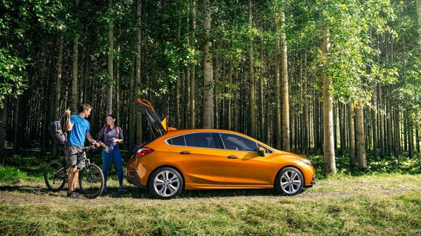 Check Out The All-New Chevy Cruze Hatchback At Muzi Chevy Serving Greater Boston, MA