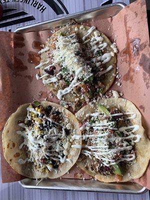 3 tacos