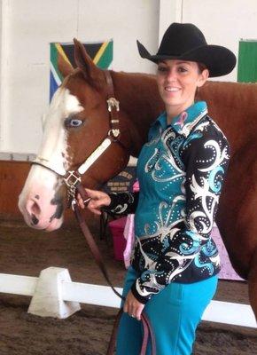 Teal and black showmanship outfit.