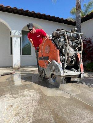 Residential flat saw work. Removal of exterior concrete slab.