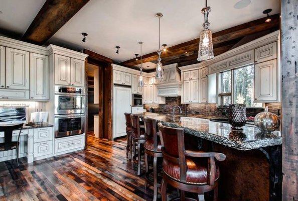 Kitchen transformed into the utmost in elegance!