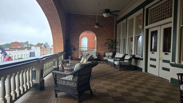 Third floor veranda.