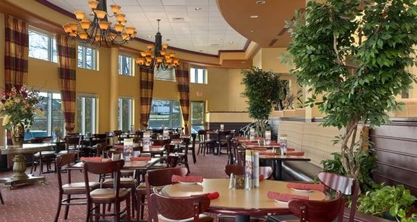 The Grand Cafe is now Bistro 737, inside of Hilton Cincinnati Airport at 7373 Turfway Rd in Florence, Kentucky