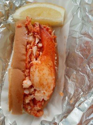 Lobster roll