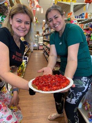 On the right is Leidary who made the cheesecake and on the left is Leixa