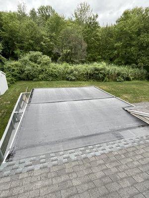 Flat roof