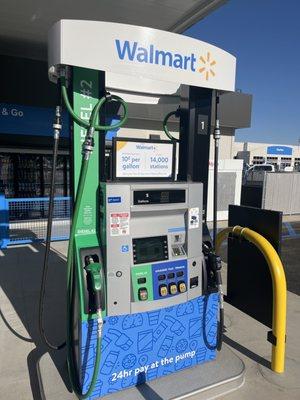 12 Fuel pumps: Unleaded, Plus, Premium  8 Diesel pumps