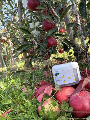 Apple orchard, face scrub Ig: Jouniknatural