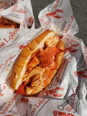 CT lobster roll...tasty, not worth 17 bucks