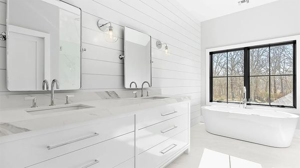 Bathroom Remodeling Contractors in Garden City, NY