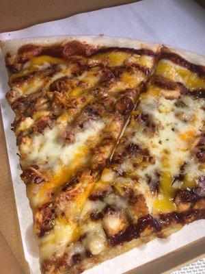 Bbq chicken pizza slice