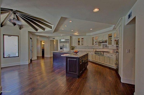 Traditional Kitchen Design.  Please call 480-650-4402 for any questions regarding specific materials.