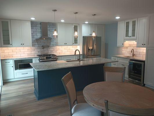 What would your dream kitchen look like? We can make it a reality!!!!