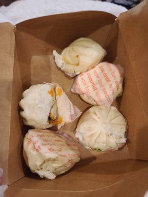 Crappy Bao. Don't order it.