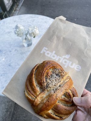 $5.00 Bun Cardamom