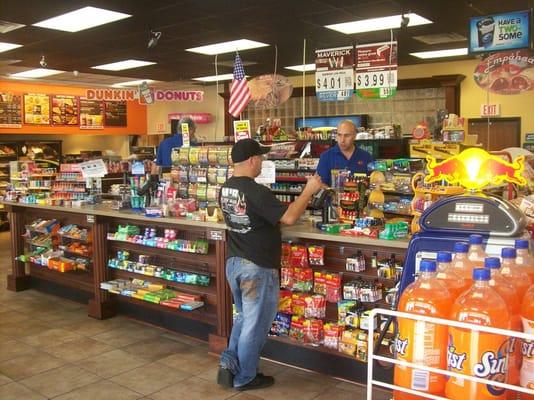 Radiant Food Store | 813-264-0142 | Marathon Gas Station