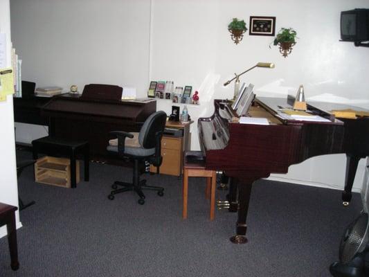 Spacious lesson rooms