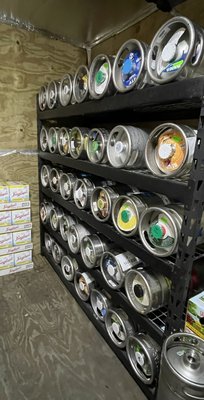 We carry a large selection of 1/6 kegs.