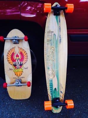 A couple sets of new wheels the guys at Gravity put on my boards today. Thanks!