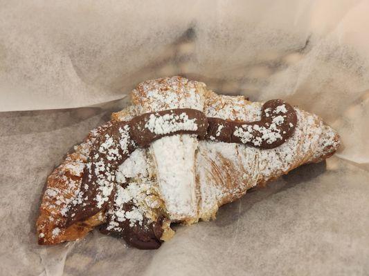 Nutella croissant