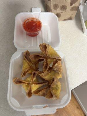 Crab Rangoons. SO GOOD.