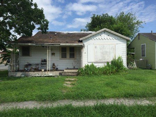 This house was in bad shape but it sold in less than a week