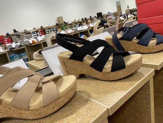 DSW Designer Shoe Warehouse