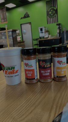 Orange pushup smoothie & some of the seasonings suggested by an employee!!